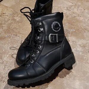 Like new Harley-Davidson boots women's 8 (can fit 8.5-9)